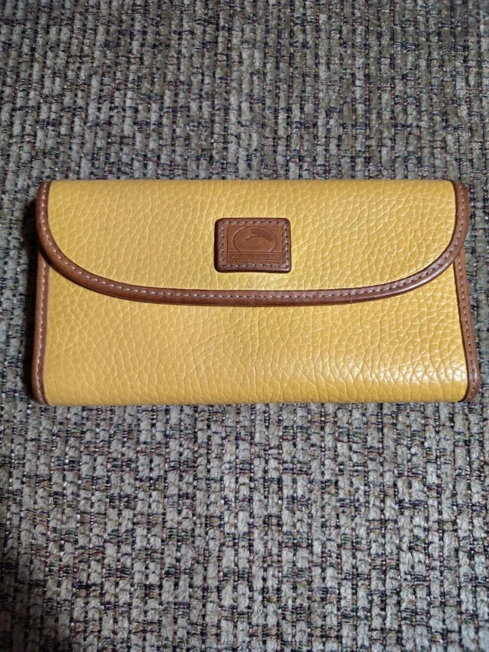 Dooney & Bourke Women’s Wallet Yellow Brown Solid Folding Credit Card Zipper